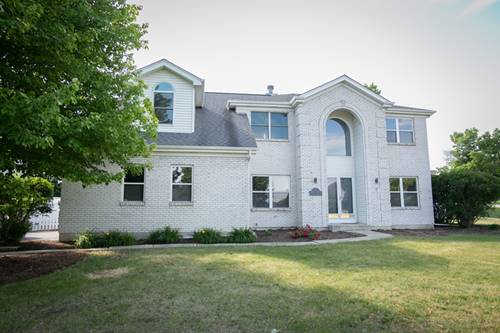 902 Fawn Ridge, Yorkville, IL 60560