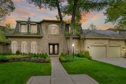 487 Le Provence, Naperville, IL 60540