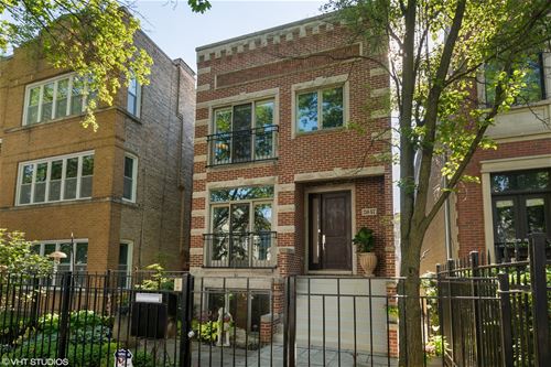 2647 N Marshfield, Chicago, IL 60614