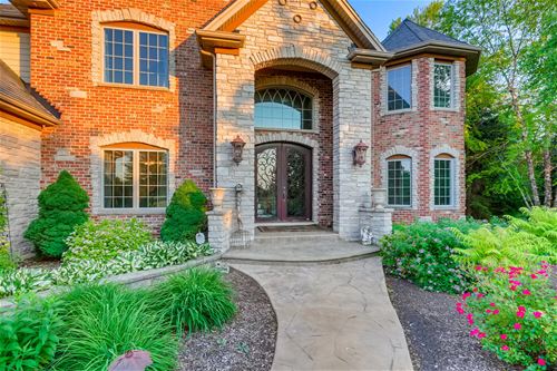 43W455 Morningcrest, St. Charles, IL 60175