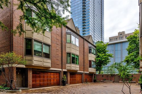 55 W Goethe Unit 1214, Chicago, IL 60610