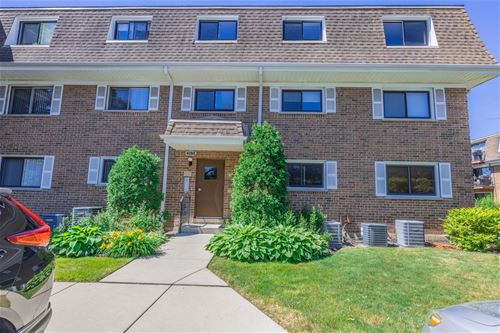 4188 Cove Unit C, Glenview, IL 60025