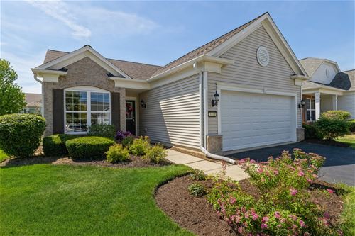 3321 Bagatelle, Mundelein, IL 60060