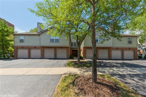 101 Kristin Unit 2, Schaumburg, IL 60195