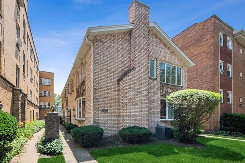 2425 W Lunt Unit A, Chicago, IL 60645