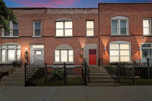 2728 W Maypole, Chicago, IL 60612