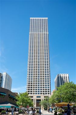 1030 N State Unit 31C, Chicago, IL 60610