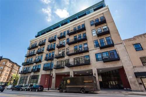 1645 W Ogden Unit 321, Chicago, IL 60612