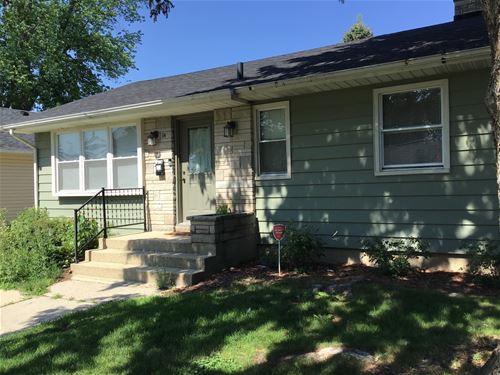 114 N Harrison, Aurora, IL 60506