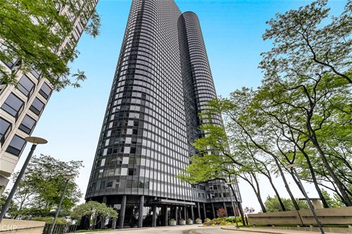 155 N Harbor Unit 305, Chicago, IL 60601