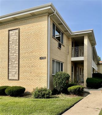 1035 N Northwest Unit A1, Park Ridge, IL 60068