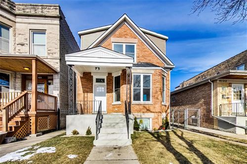 4126 W Cornelia, Chicago, IL 60641