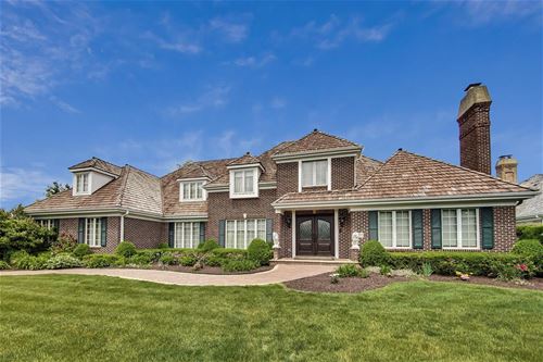 370 Trinity, Oak Brook, IL 60523