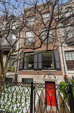 30 E Scott, Chicago, IL 60610