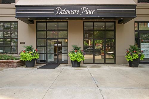 33 W Delaware Unit 9H, Chicago, IL 60611