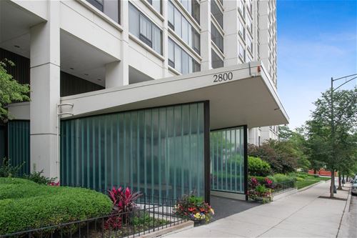 2800 N Lake Shore Unit 3903, Chicago, IL 60657