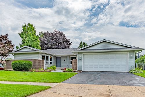 1077 Cernan, Elk Grove Village, IL 60007