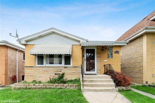 5828 W Newport, Chicago, IL 60634