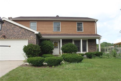 830 Prince Charles, Schaumburg, IL 60195