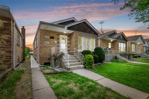 4732 S Laporte, Chicago, IL 60638