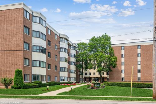 5500 Lincoln Unit 418-E, Morton Grove, IL 60053