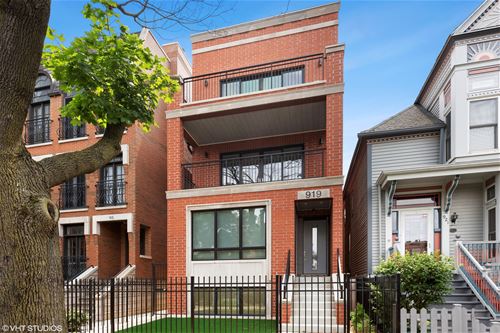 919 W Wrightwood Unit 2, Chicago, IL 60614