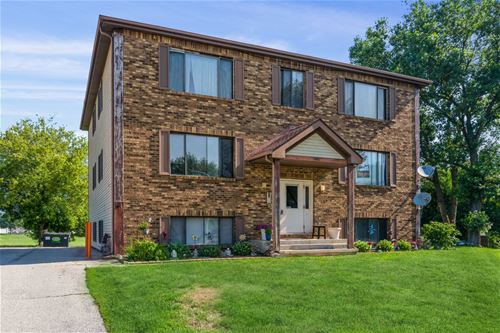 990 Manchester Unit 3, South Elgin, IL 60177