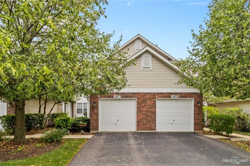 3077 Kentshire, Naperville, IL 60564