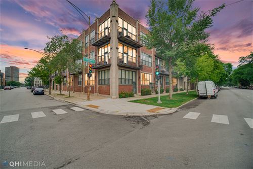 4101 S Michigan Unit 202, Chicago, IL 60653