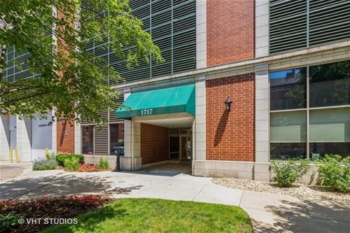 1717 S Prairie Unit 701, Chicago, IL 60616