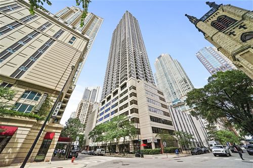 30 E Huron Unit 2410, Chicago, IL 60611