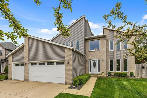 324 E Mckenna, Elmhurst, IL 60126