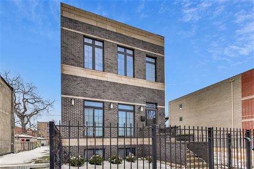 4334 S Berkeley, Chicago, IL 60653