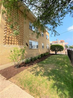 2516 W Foster Unit 8, Chicago, IL 60625