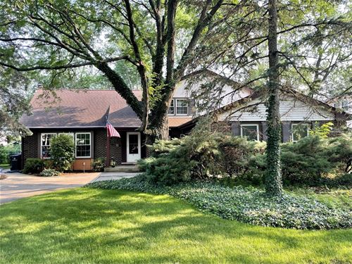 3907 Carousel, Northbrook, IL 60062