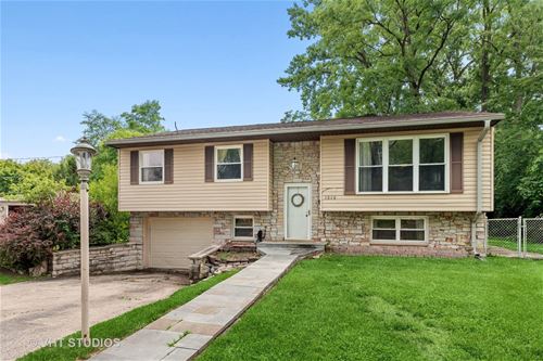 1040 Valley Stream, Wheeling, IL 60090