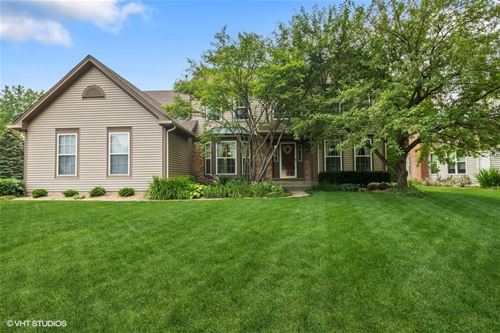 702 Brookstone, Grayslake, IL 60030