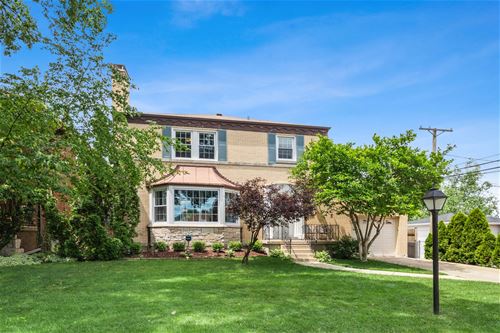 1235 Fair Oaks, Oak Park, IL 60302