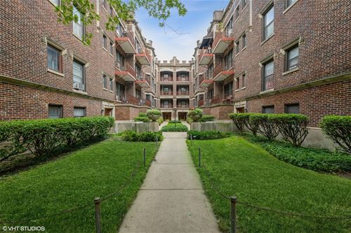 5847 S Blackstone Unit 110, Chicago, IL 60637