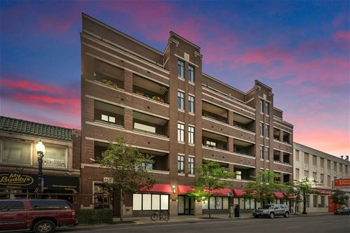 4420 N Clark Unit 505, Chicago, IL 60640