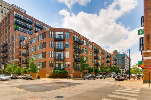 333 W Hubbard Unit 5G, Chicago, IL 60654