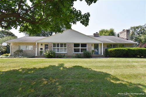 326 Charles, Geneva, IL 60134