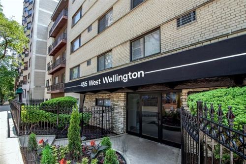 455 W Wellington Unit 151, Chicago, IL 60657