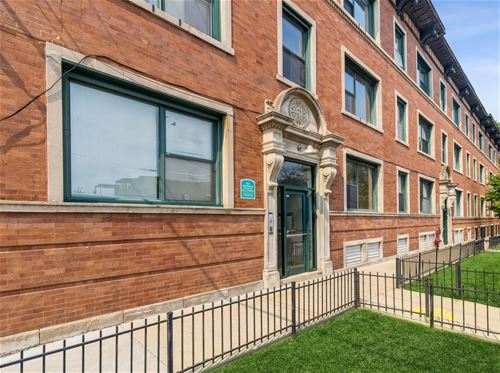 364 E 58th Unit 3, Chicago, IL 60637