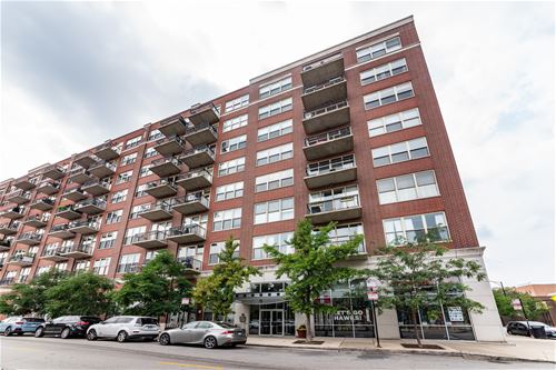 6 S Laflin Unit 818, Chicago, IL 60607