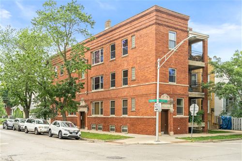 2206 W School Unit 3W, Chicago, IL 60618