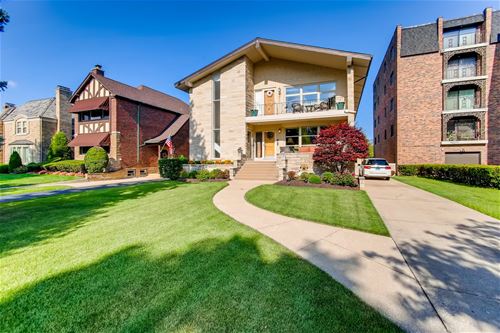 1423 Bonnie Brae, River Forest, IL 60305