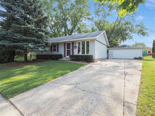 241 Gregg, Streamwood, IL 60107