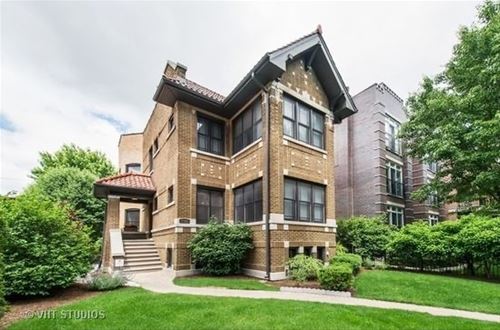 4722 N Malden, Chicago, IL 60640