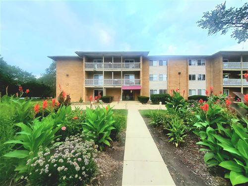 960 Beau Unit 202, Des Plaines, IL 60016